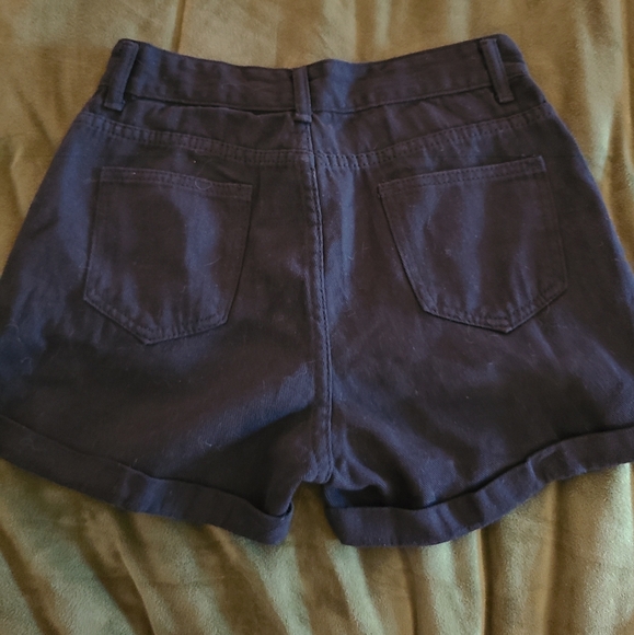 Jean Shorts - Picture 2 of 3